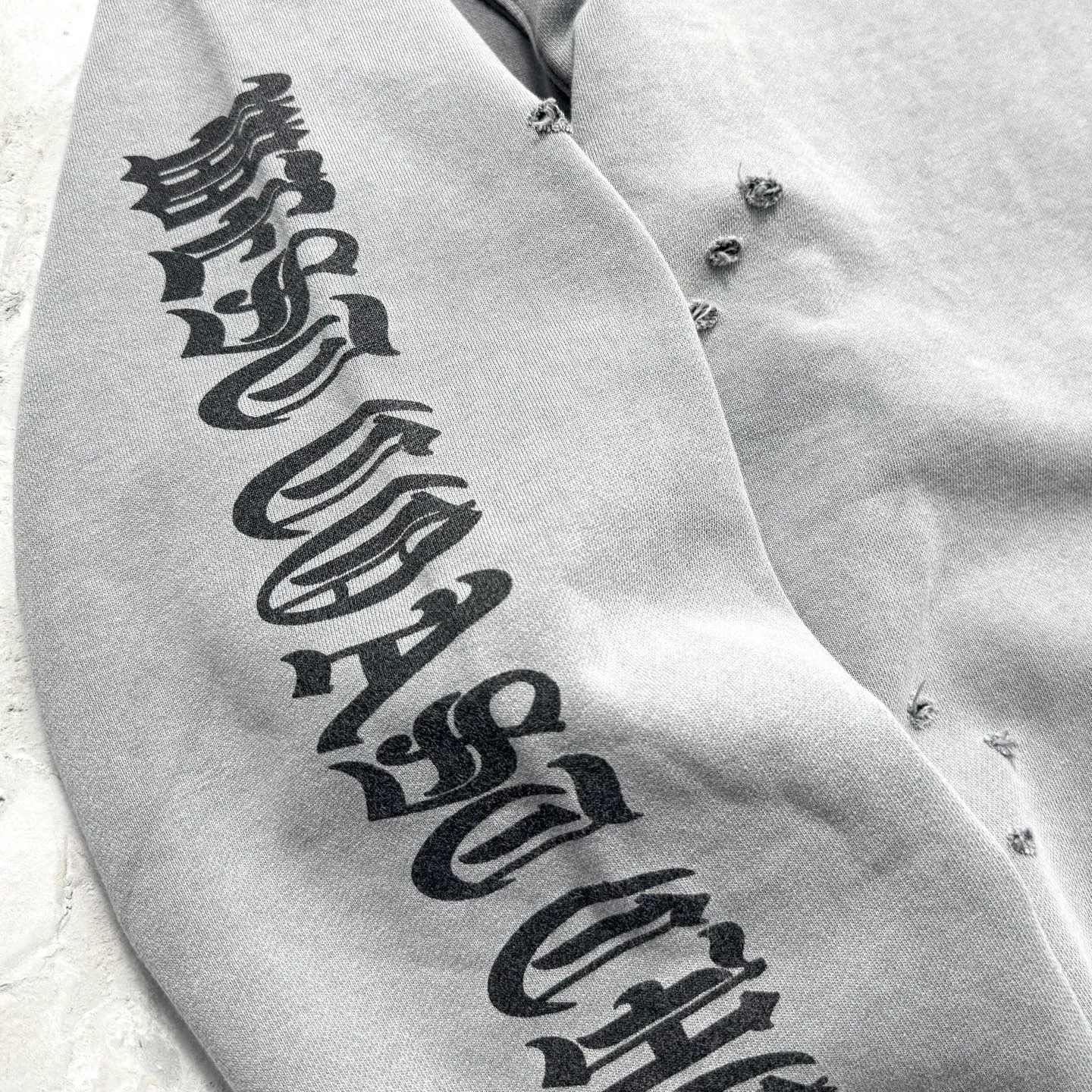 P268 # CHE-59 Saint “West Coast Chopper West Coast Cross” limited edition washed distressed hooded sweatshirt with multi-position hand-damaged craftsmanship. Heavy Assute fermentation mill wash water fading effect. Size: S M L XL
